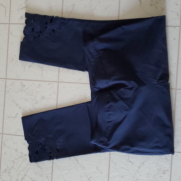 INC by Macy's Lace Inset Crop Legging - Picture 2 of 5